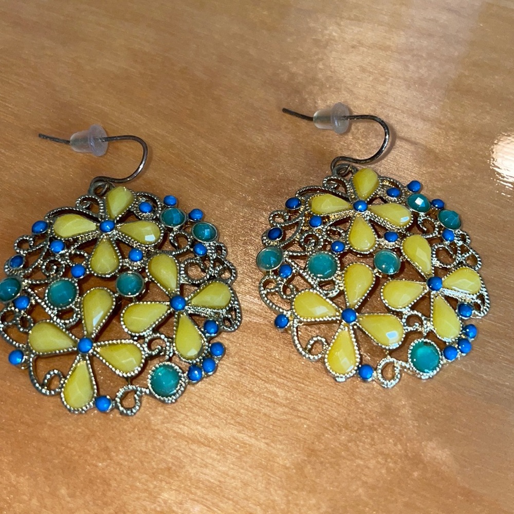 Yellow blue and green earrings. Francesca’s.